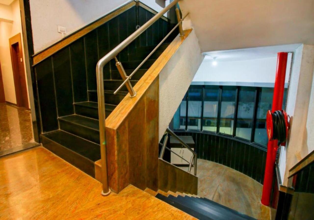 Glitz Hotels The Ar Residency - Nr Thane Railway Station المظهر الخارجي الصورة