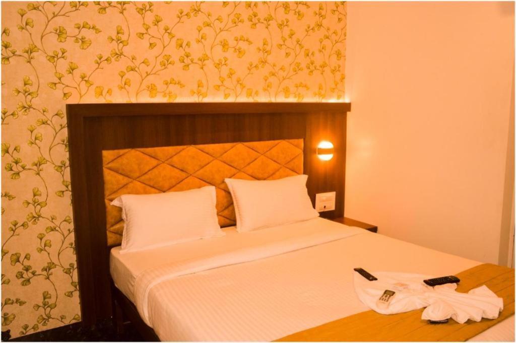 Glitz Hotels The Ar Residency - Nr Thane Railway Station المظهر الخارجي الصورة